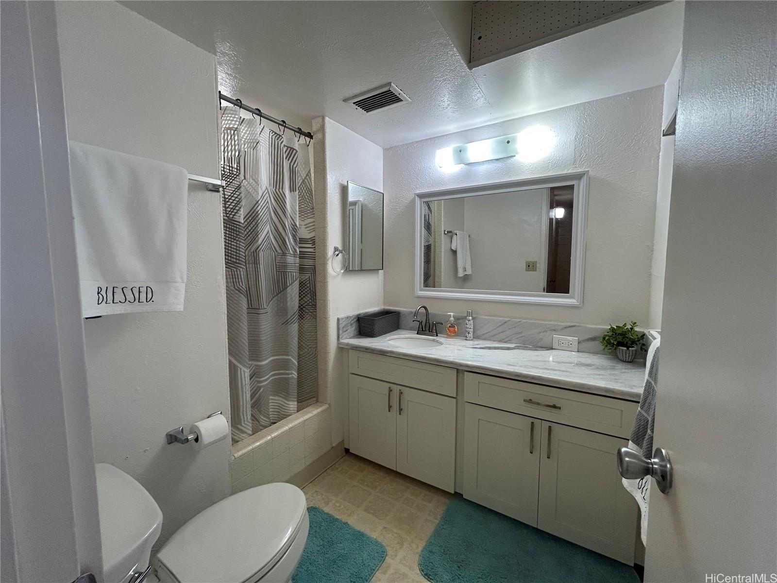 Hale O Kalani Towers condo # 204, Honolulu, Hawaii - photo 7 of 10