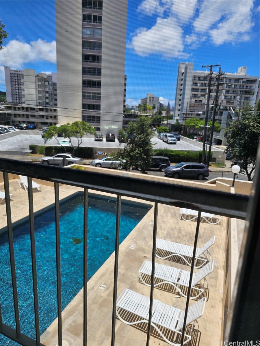 Hale O Kalani Towers condo # 204, Honolulu, Hawaii - photo 10 of 10