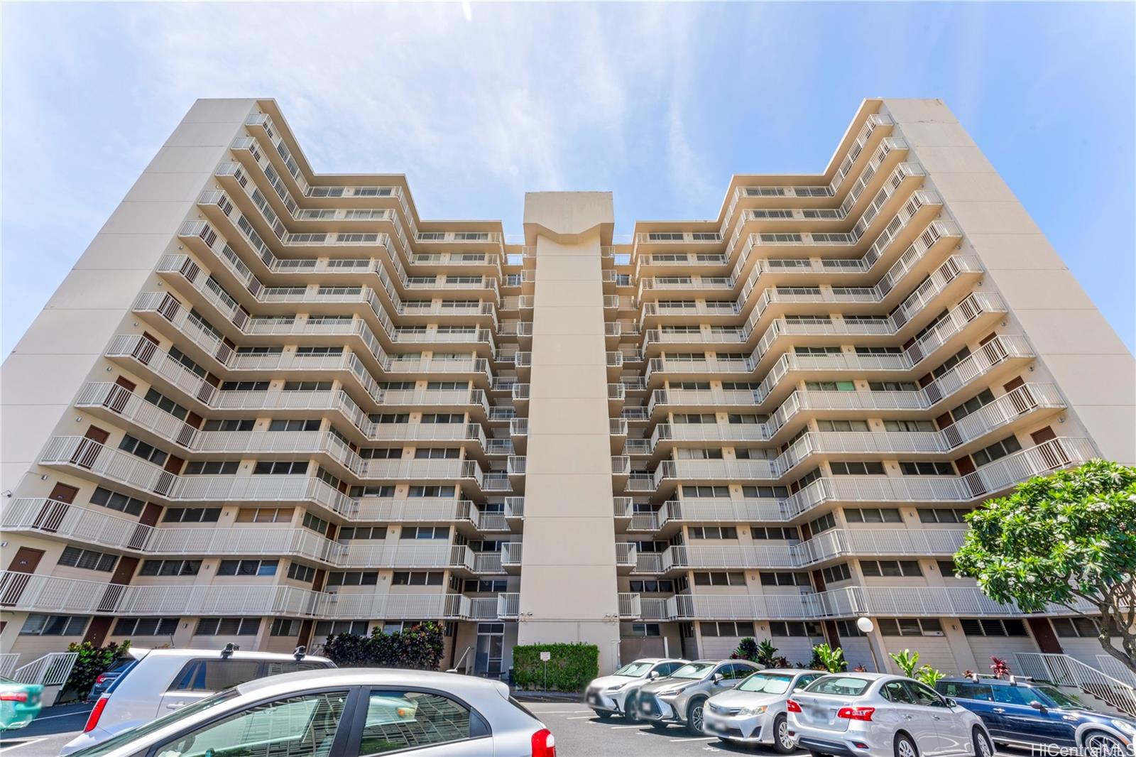 Hale O Kalani Towers condo # 508, Honolulu, Hawaii - photo 17 of 20