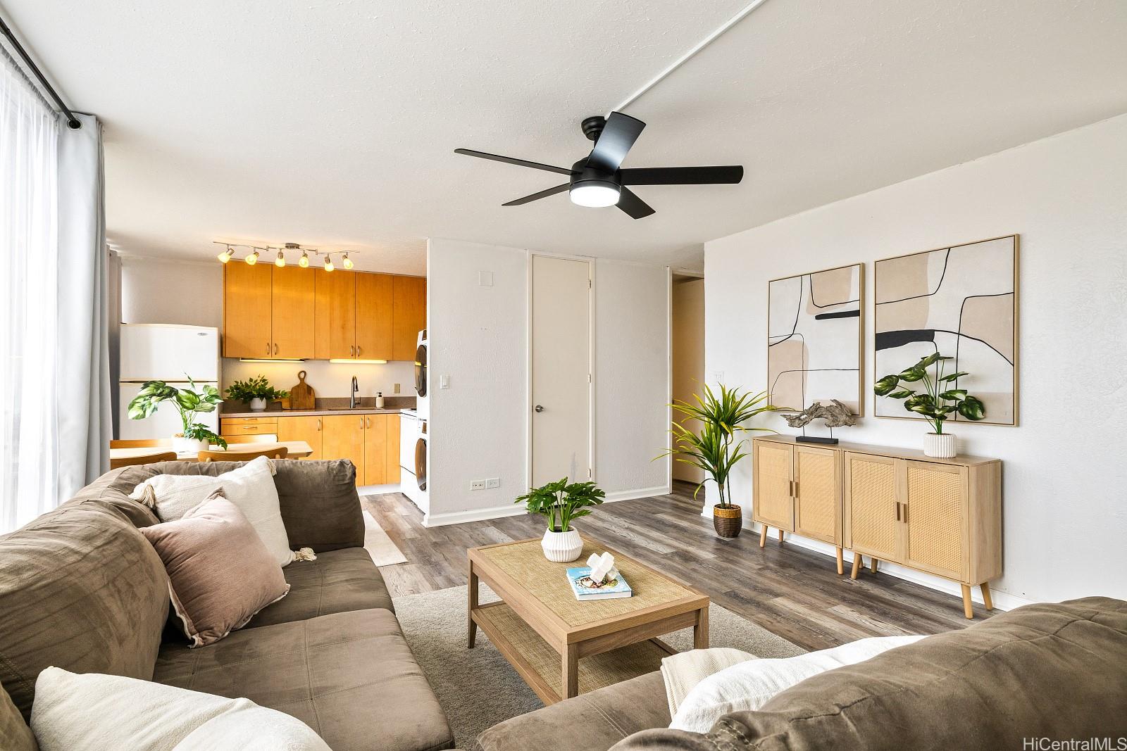 Hale O Kalani Towers condo # 801, Honolulu, Hawaii - photo 2 of 13