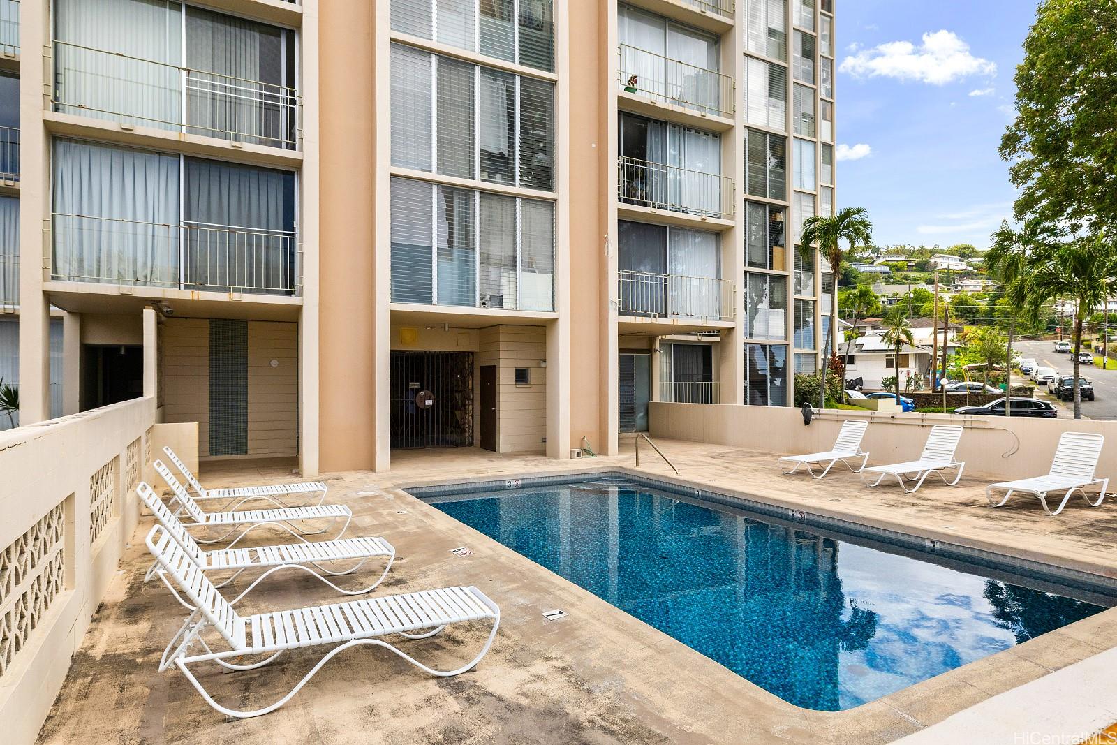 Hale O Kalani Towers condo # 801, Honolulu, Hawaii - photo 11 of 13