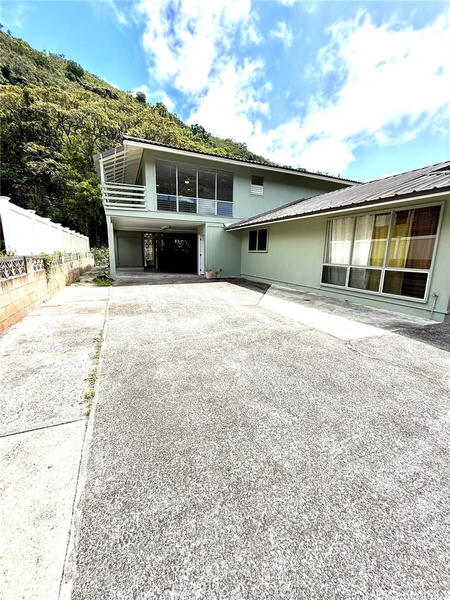 1707 Ala Aolani Street Honolulu - Rental - photo 2 of 18