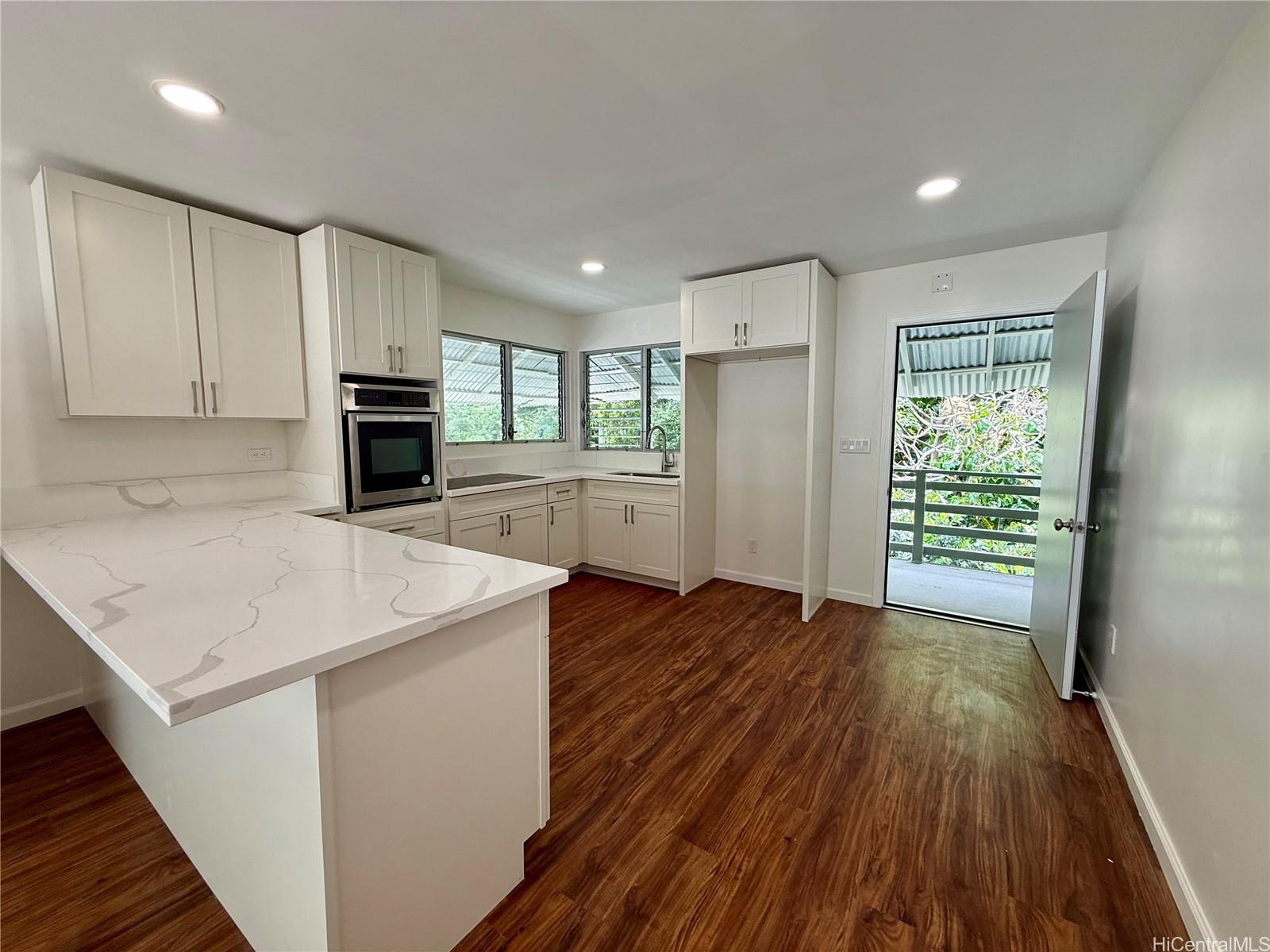 1707 Ala Aolani Street Honolulu - Rental - photo 9 of 18