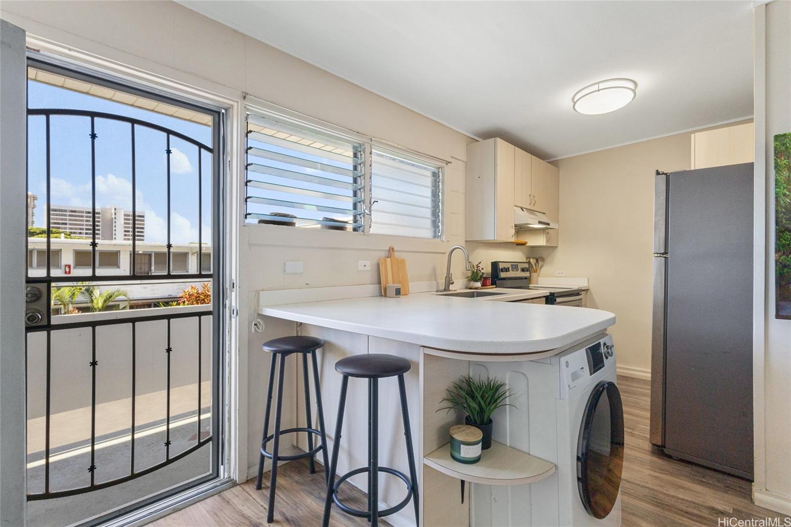 Anapuni Terrace condo # 9, Honolulu, Hawaii - photo 5 of 25