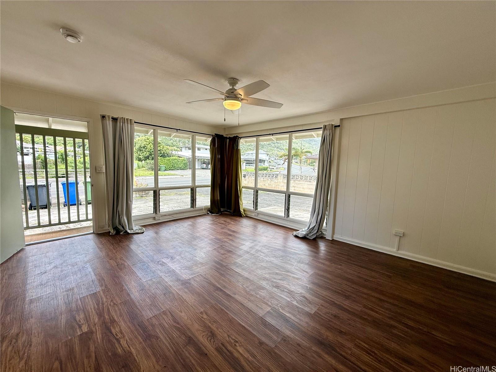 1707A Ala Aolani Street Honolulu - Rental - photo 3 of 16