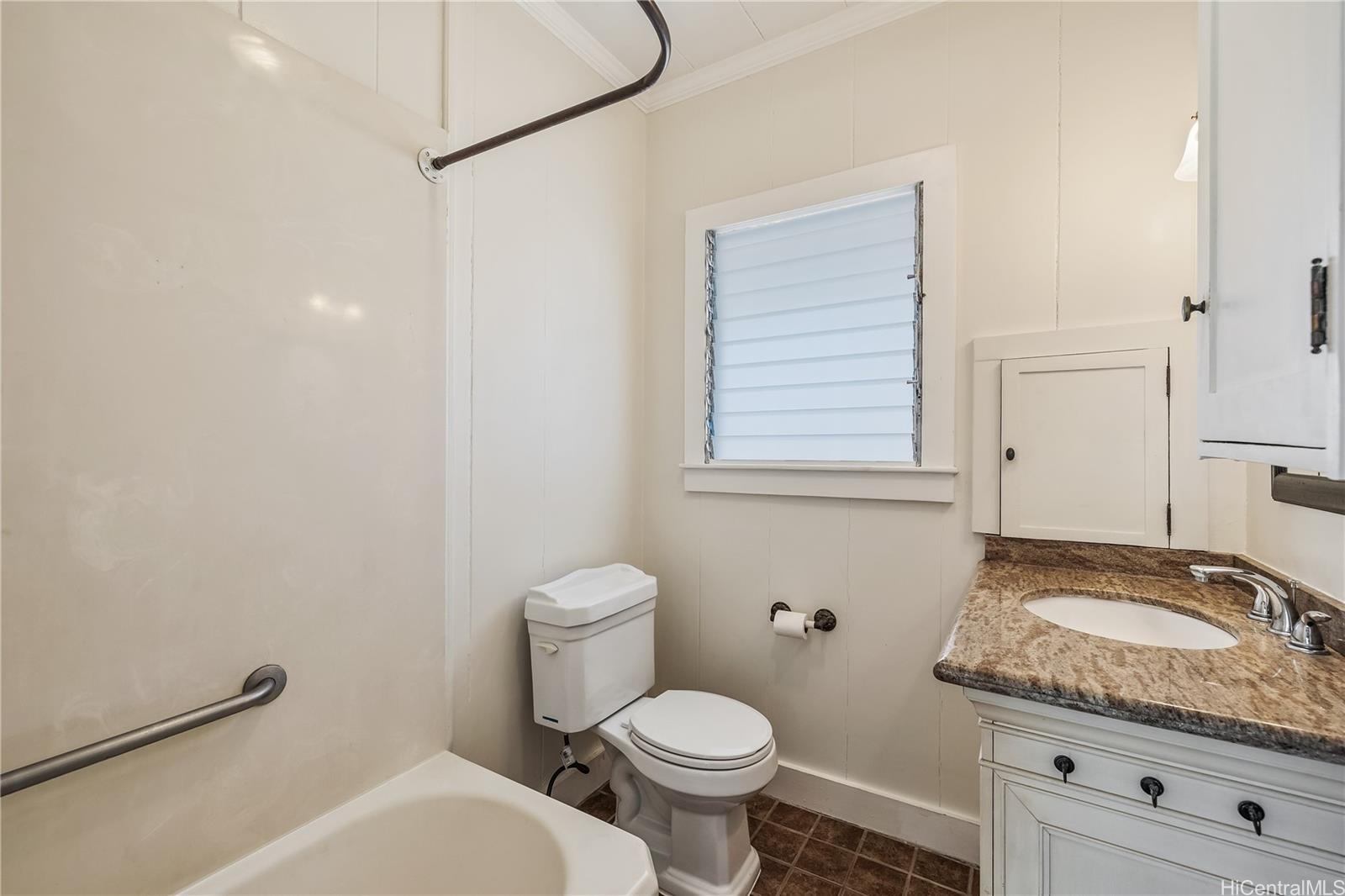 1708  Kealia Drive Kamehameha Heights, Honolulu home - photo 13 of 25