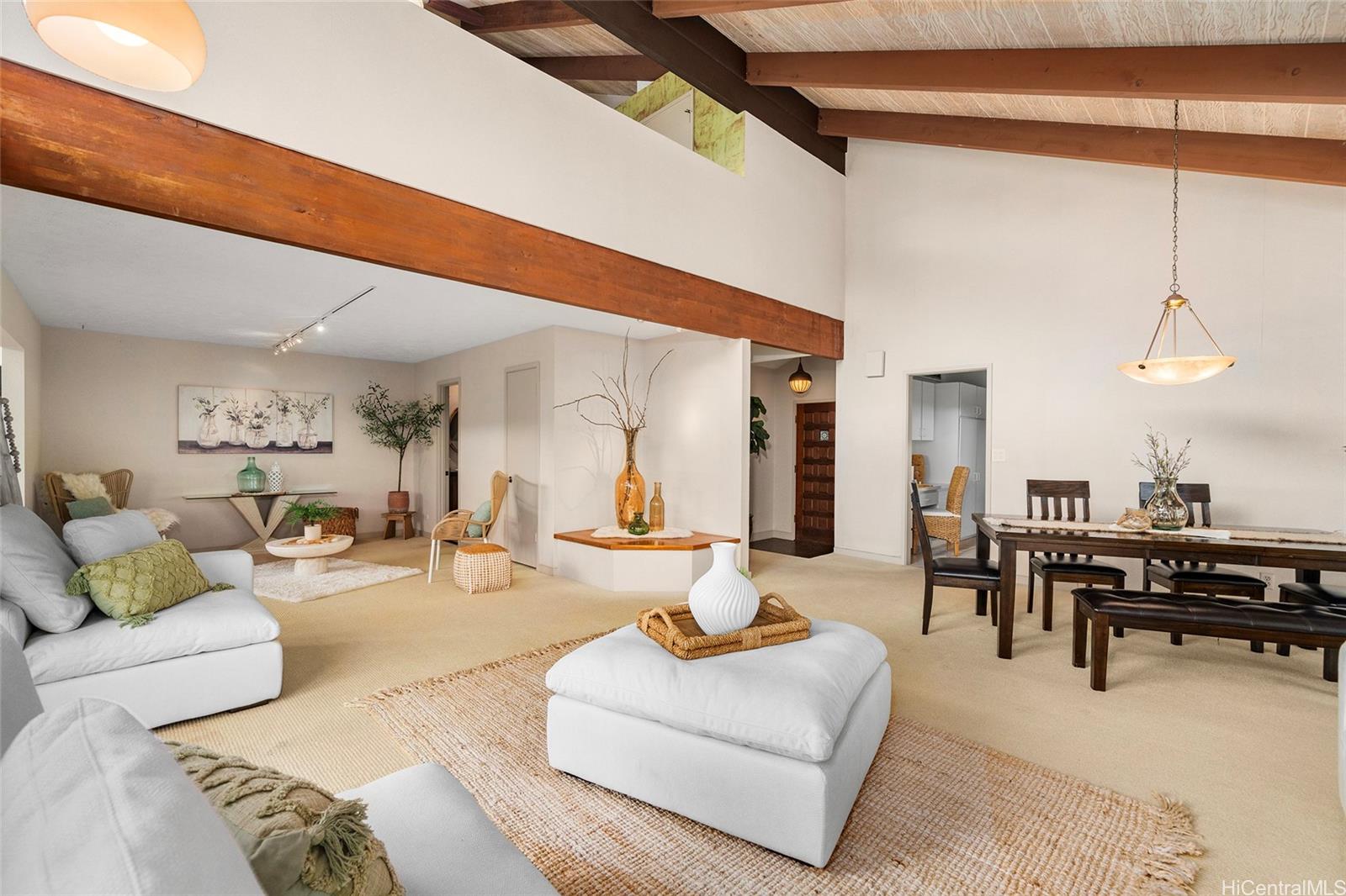 1708  Kumakani Loop Waialae Iki, Diamond Head home - photo 5 of 25