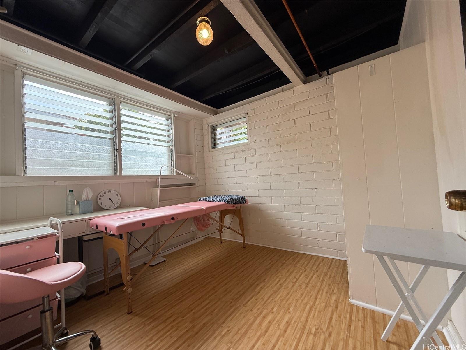 1708  Nakiu Place Manoa-lower, Honolulu home - photo 13 of 25