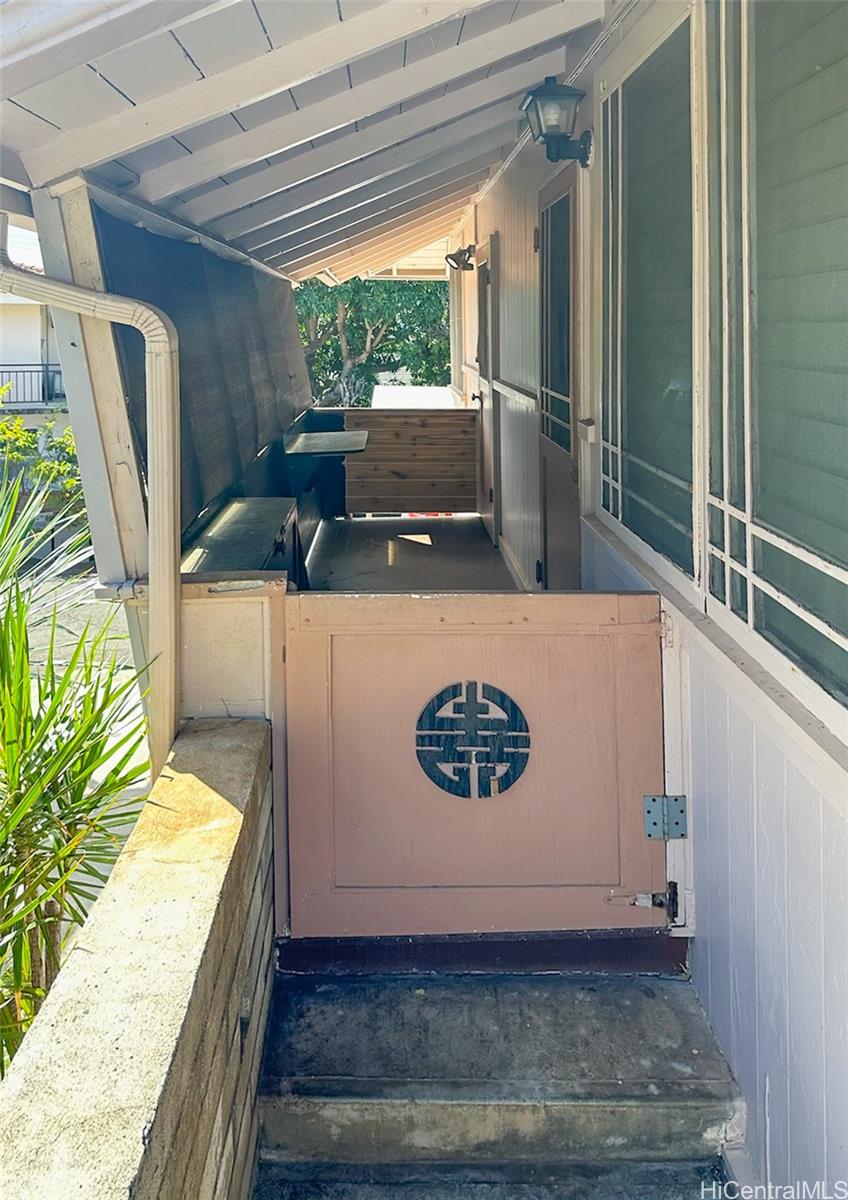 1708  Nakiu Place Manoa-lower, Honolulu home - photo 17 of 25