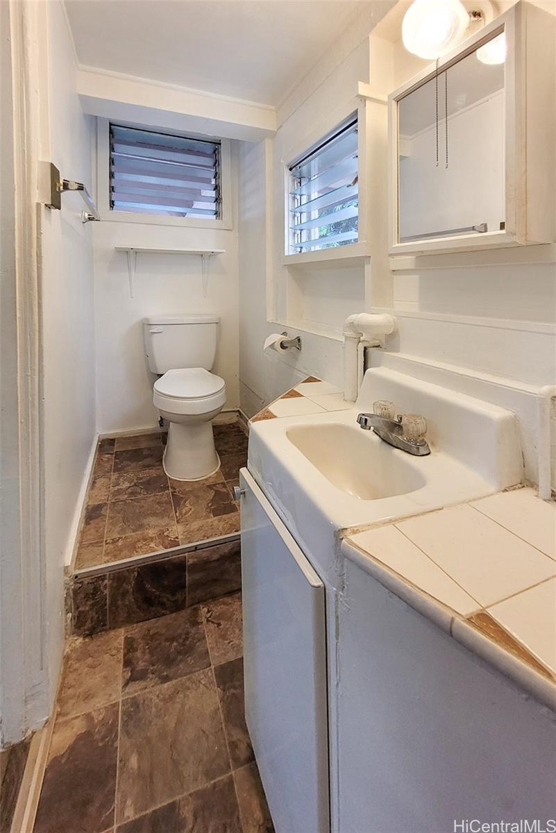 1708  Nakiu Place Manoa-lower, Honolulu home - photo 23 of 25