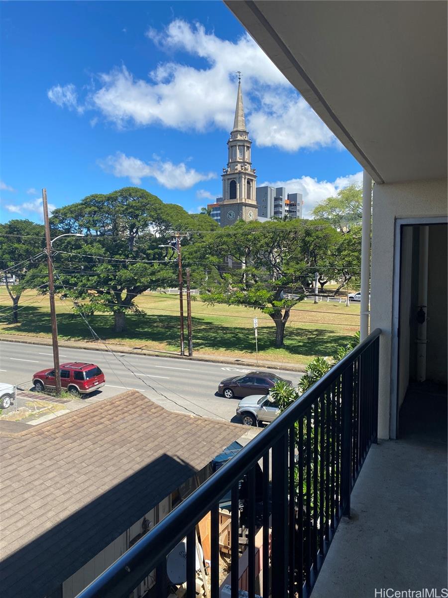 1709 S Beretania St Honolulu - Rental - photo 12 of 12