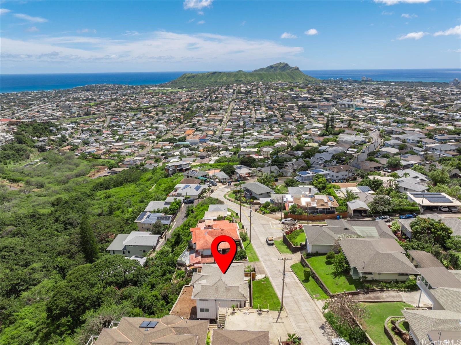 1709  Iwi Way Wilhelmina, Diamond Head home - photo 2 of 25