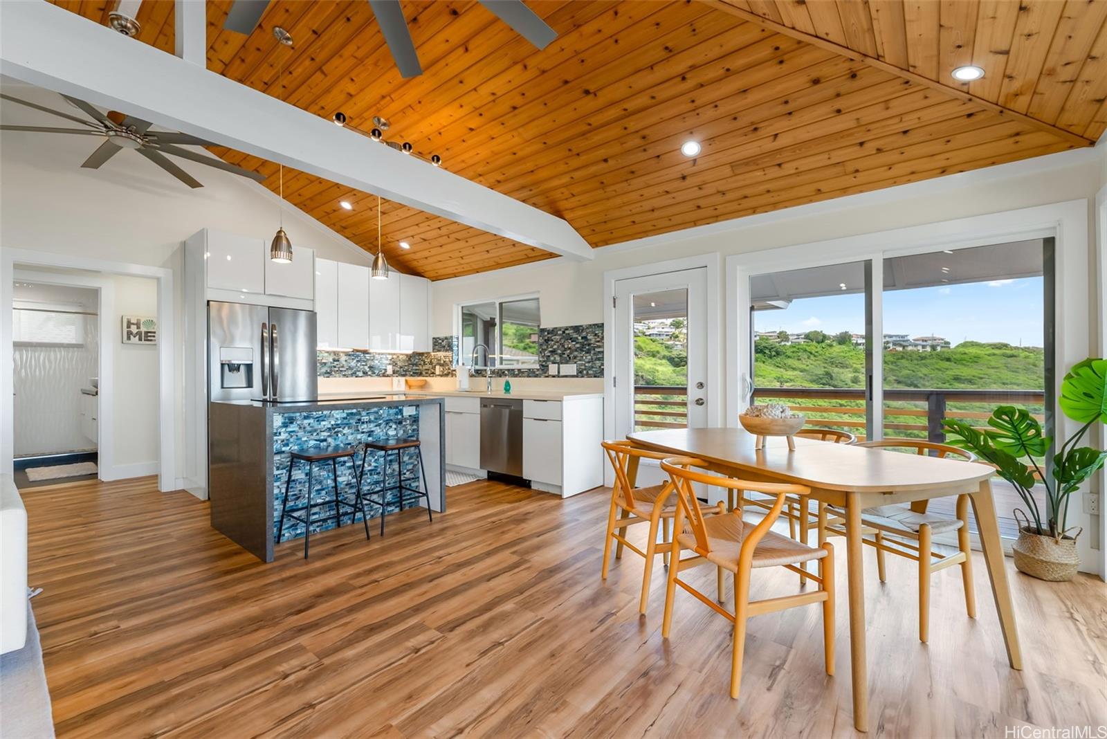 1709  Iwi Way Wilhelmina, Diamond Head home - photo 11 of 25