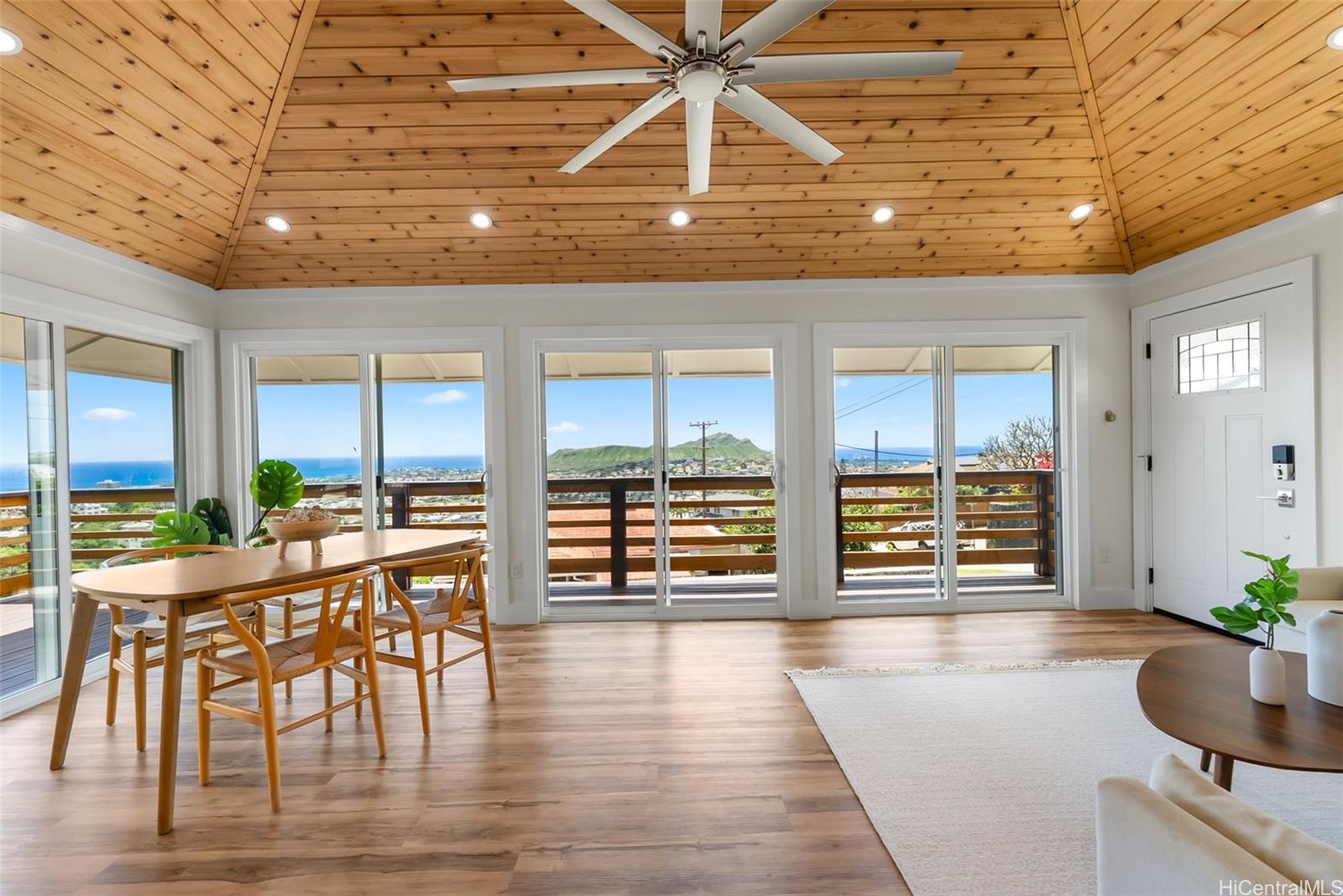 1709  Iwi Way Wilhelmina, Diamond Head home - photo 12 of 25