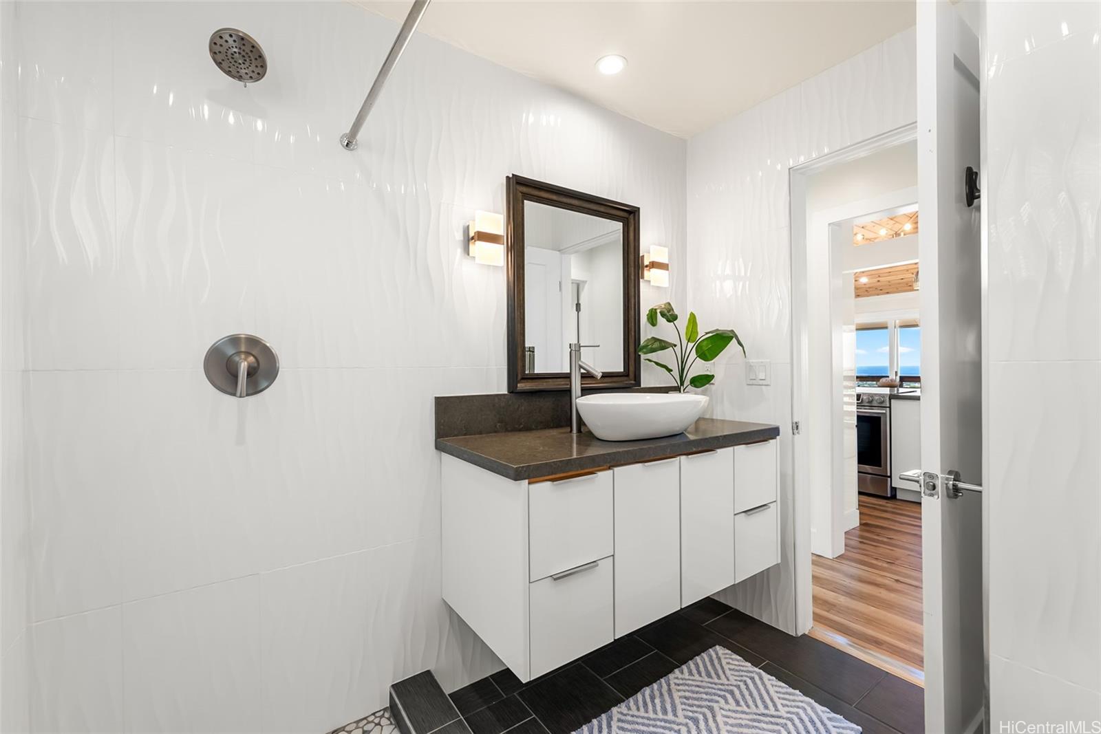 1709  Iwi Way Wilhelmina, Diamond Head home - photo 19 of 25