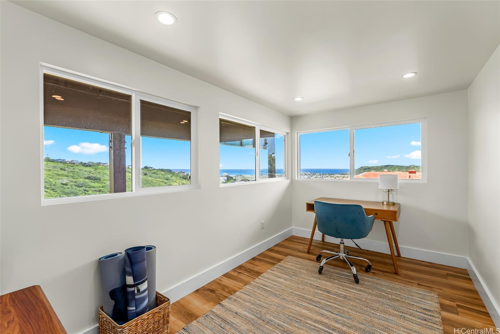 1709  Iwi Way Wilhelmina, Diamond Head home - photo 24 of 25