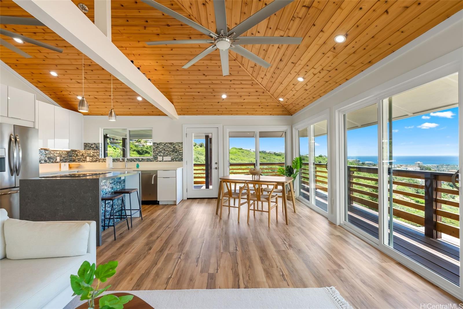 1709  Iwi Way Wilhelmina, Diamond Head home - photo 10 of 25