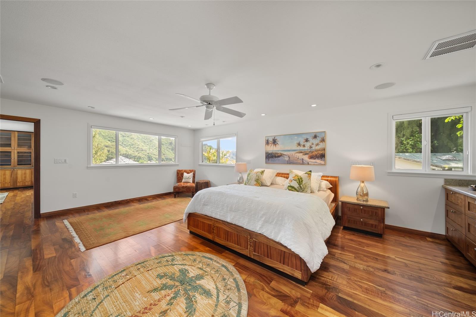 171  Waokanaka Place Old Pali, Honolulu home - photo 20 of 25