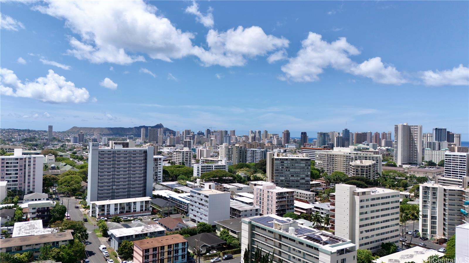 Punahou Hale/Oahuan Tower L condo # 1005, Honolulu, Hawaii - photo 20 of 22