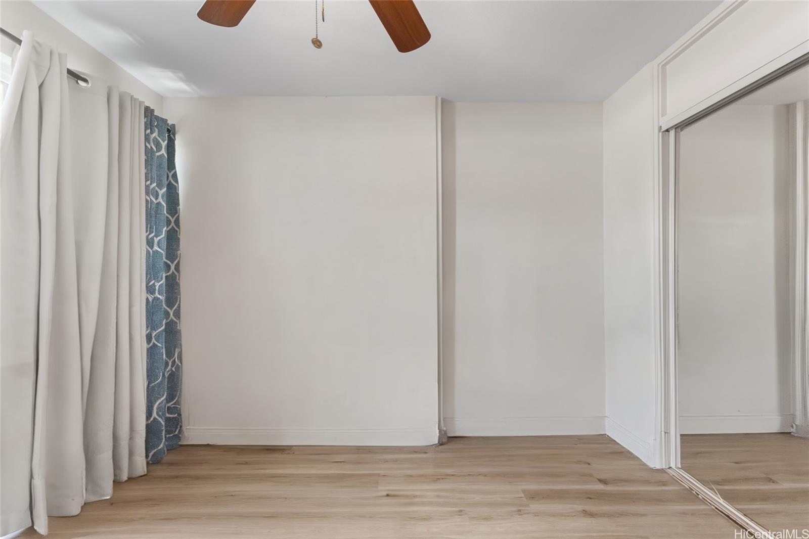 Punahou Hale/Oahuan Tower L condo # 301, Honolulu, Hawaii - photo 12 of 25