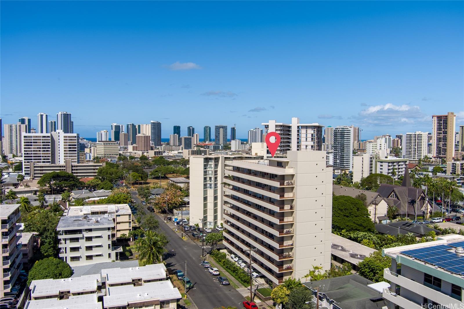 Punahou Hale/Oahuan Tower L condo # 401, Honolulu, Hawaii - photo 13 of 17