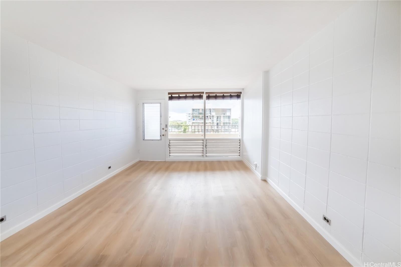 Punahou Hale/Oahuan Tower L condo # 605, Honolulu, Hawaii - photo 6 of 23