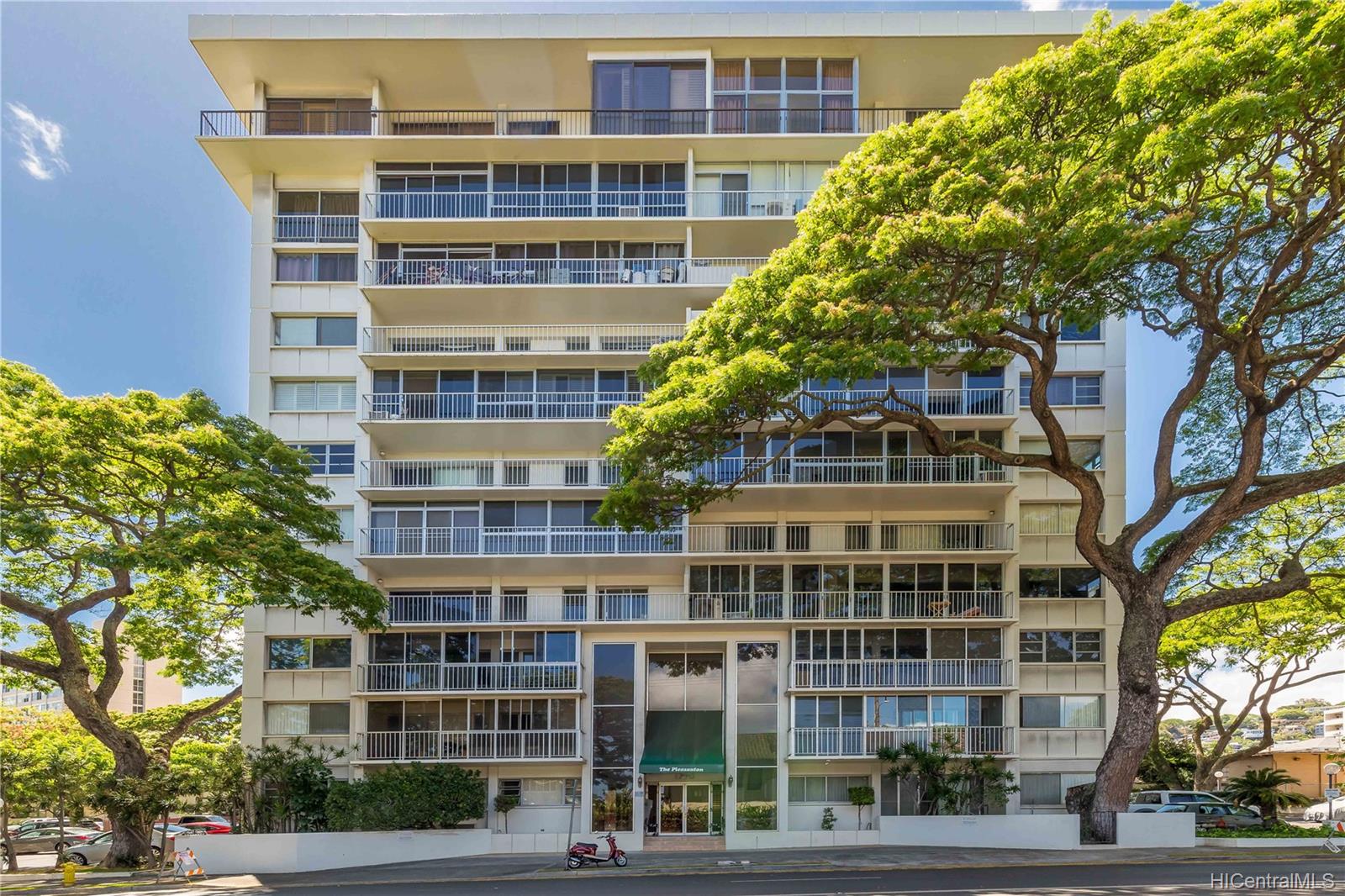 Pleasanton condo # 302, Honolulu, Hawaii - photo 13 of 13