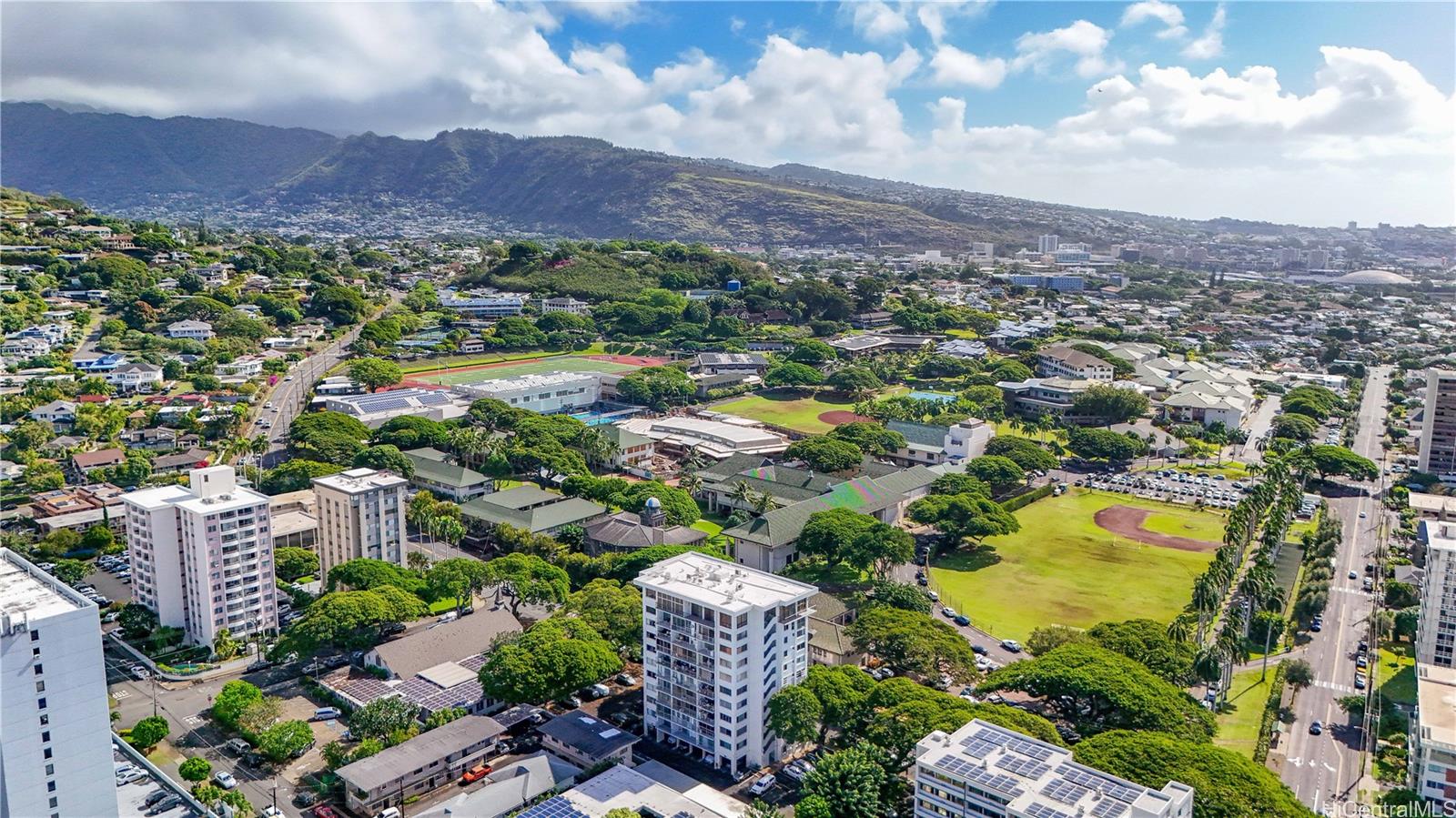 1710 Punahou St Honolulu - Rental - photo 16 of 22