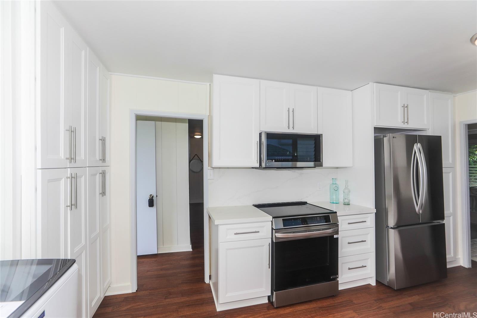 1711  Marques Street Manoa-lower, Honolulu home - photo 6 of 25