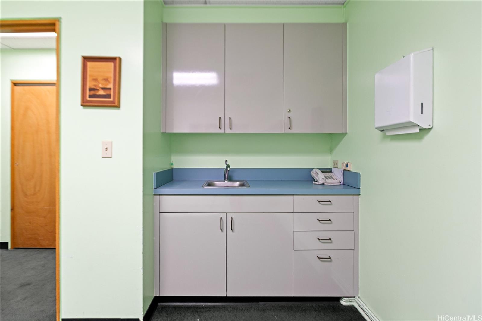 1712 Liliha St Honolulu Oahu commercial real estate photo20 of 25