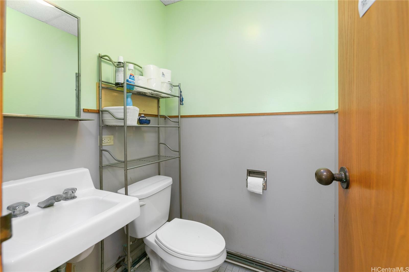 1712 Liliha St Honolulu Oahu commercial real estate photo22 of 25