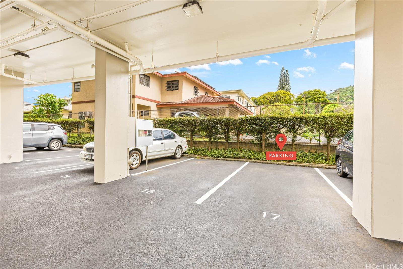 Mokulani Apts condo # 201, Honolulu, Hawaii - photo 13 of 15