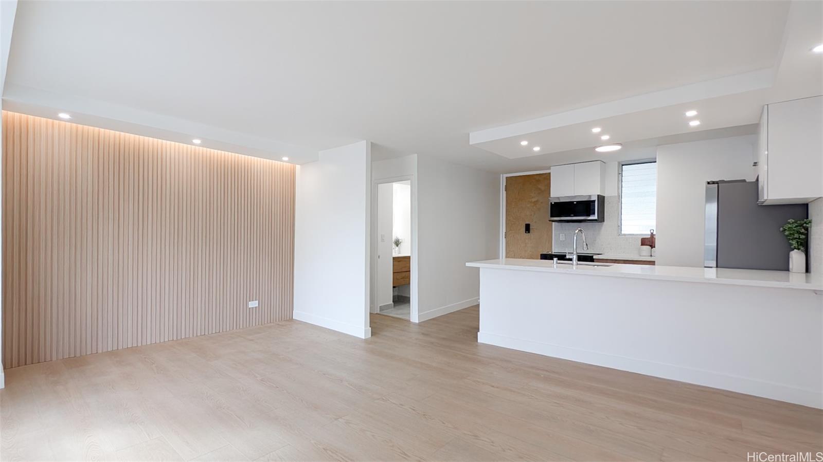 Mokulani Apts condo # 304, Honolulu, Hawaii - photo 2 of 21