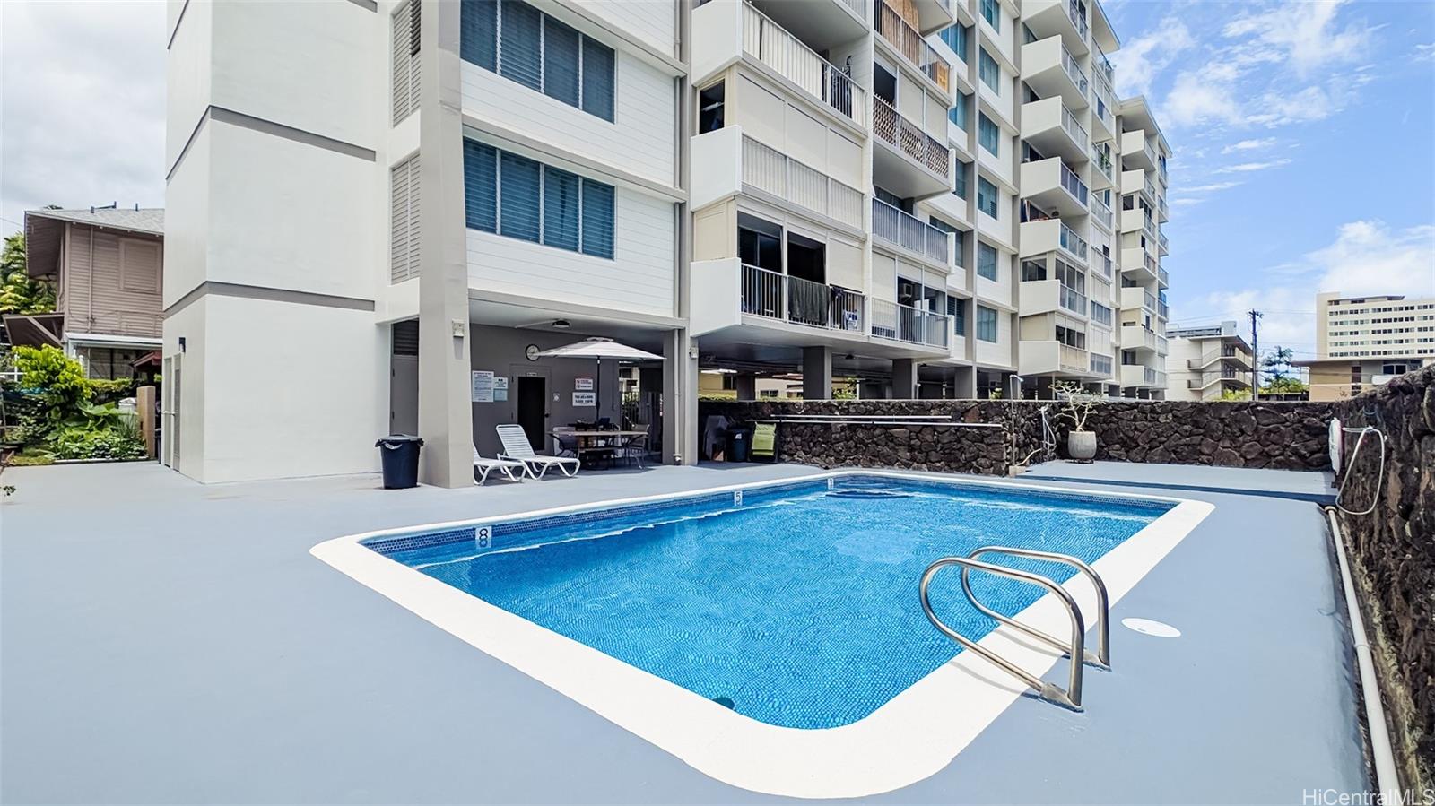 Mokulani Apts condo # 304, Honolulu, Hawaii - photo 20 of 21