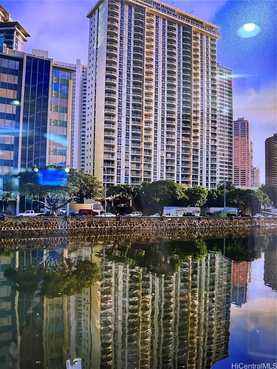 1717 Ala Wai condo # 1003, Honolulu, Hawaii - photo 2 of 25