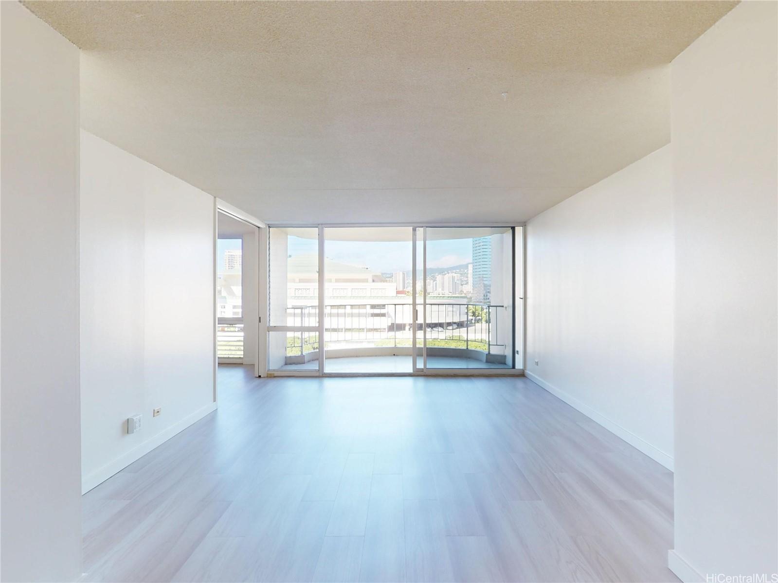 1717 Ala Wai condo # 1003, Honolulu, Hawaii - photo 12 of 25