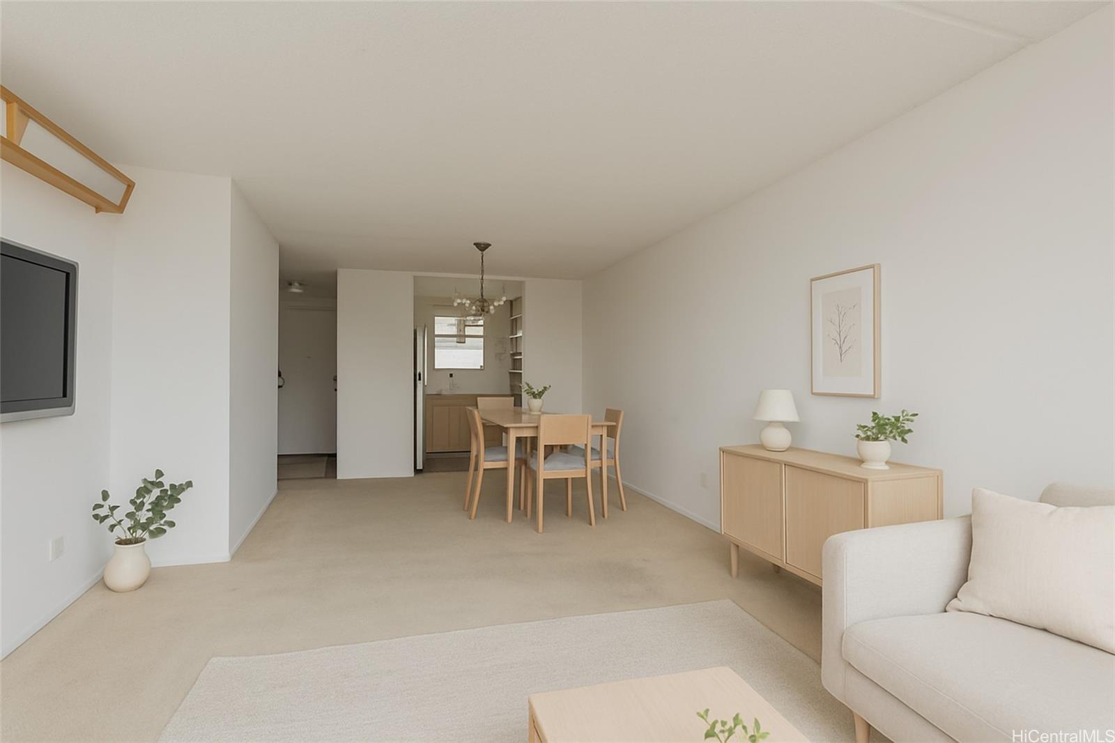 1717 Ala Wai condo # 1104, Honolulu, Hawaii - photo 3 of 12