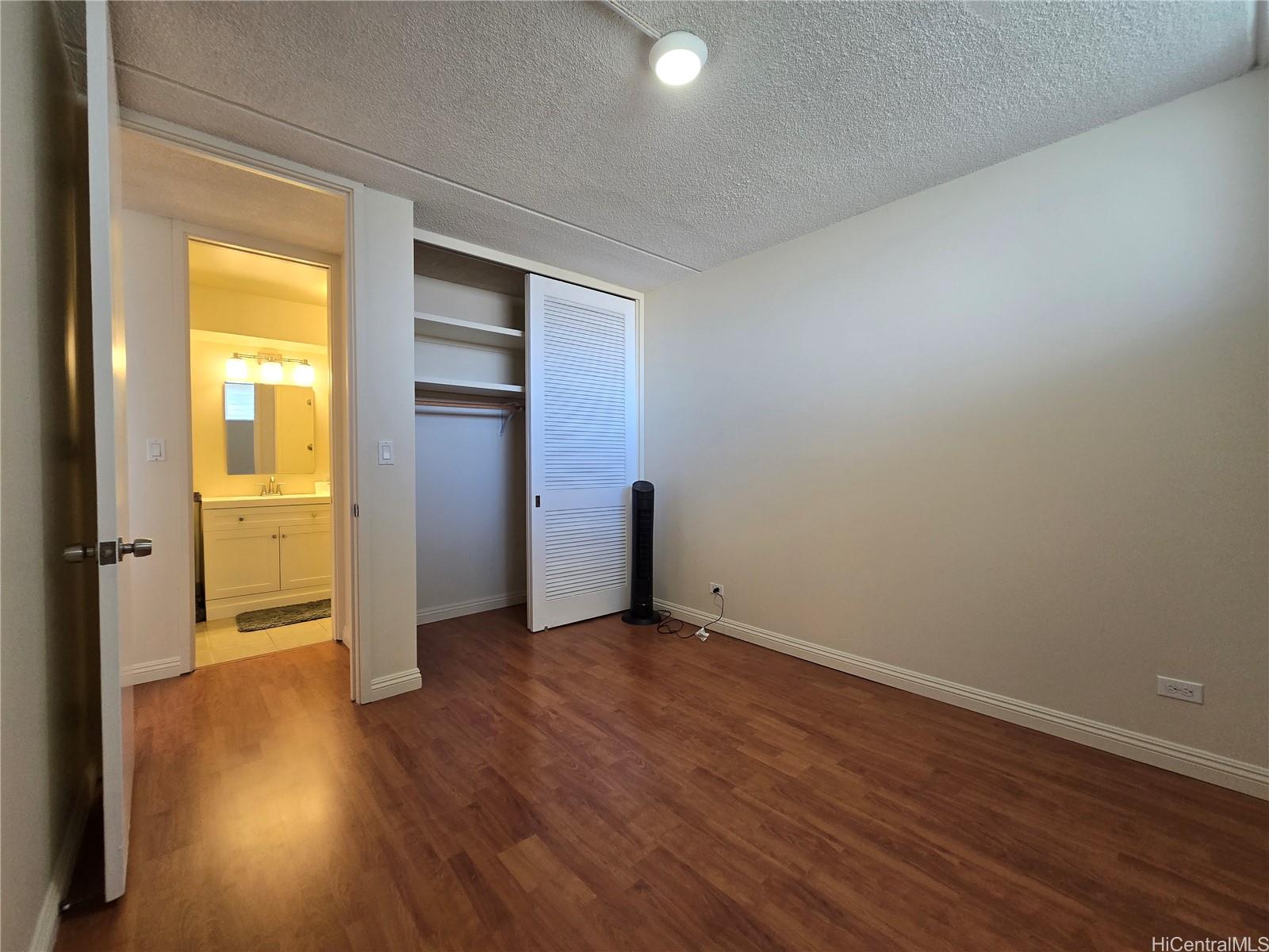 1717 Ala Wai condo # 1308, Honolulu, Hawaii - photo 11 of 21