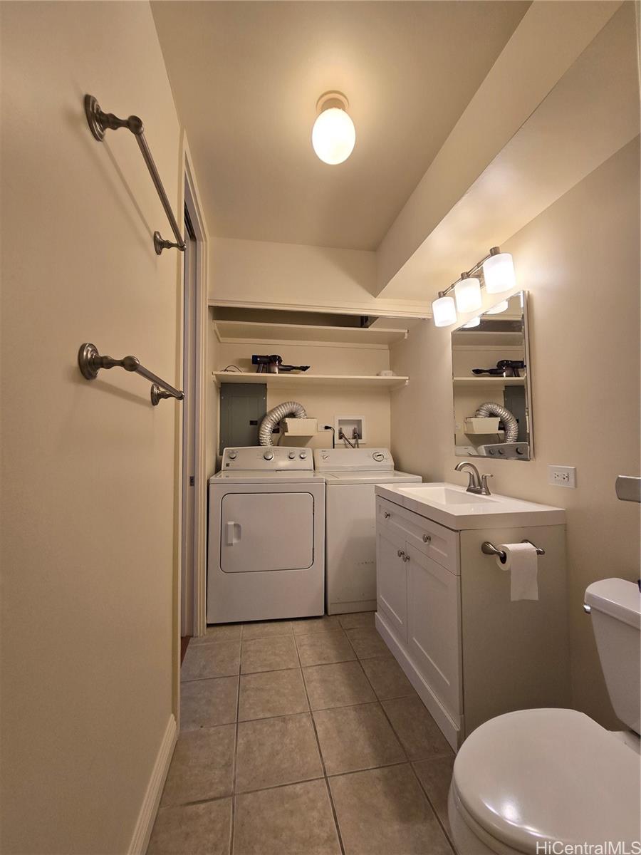 1717 Ala Wai condo # 1308, Honolulu, Hawaii - photo 13 of 21