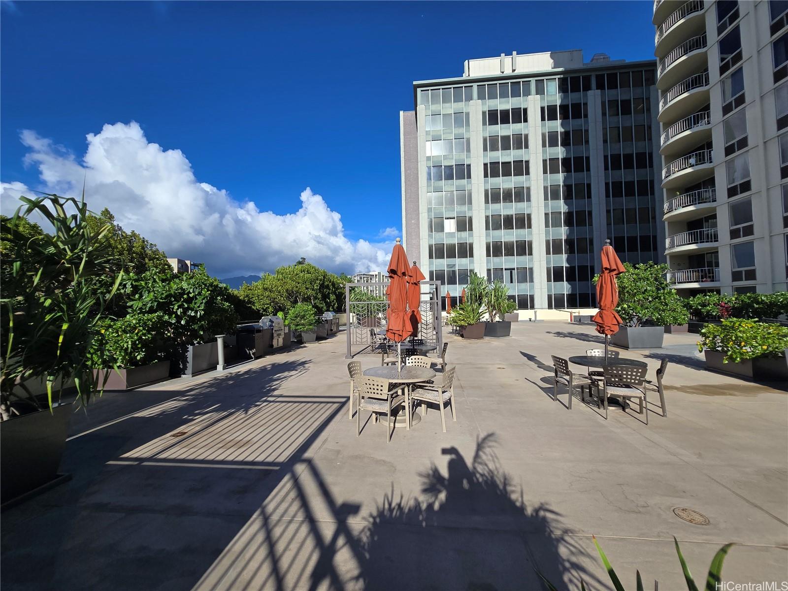 1717 Ala Wai condo # 1308, Honolulu, Hawaii - photo 16 of 21