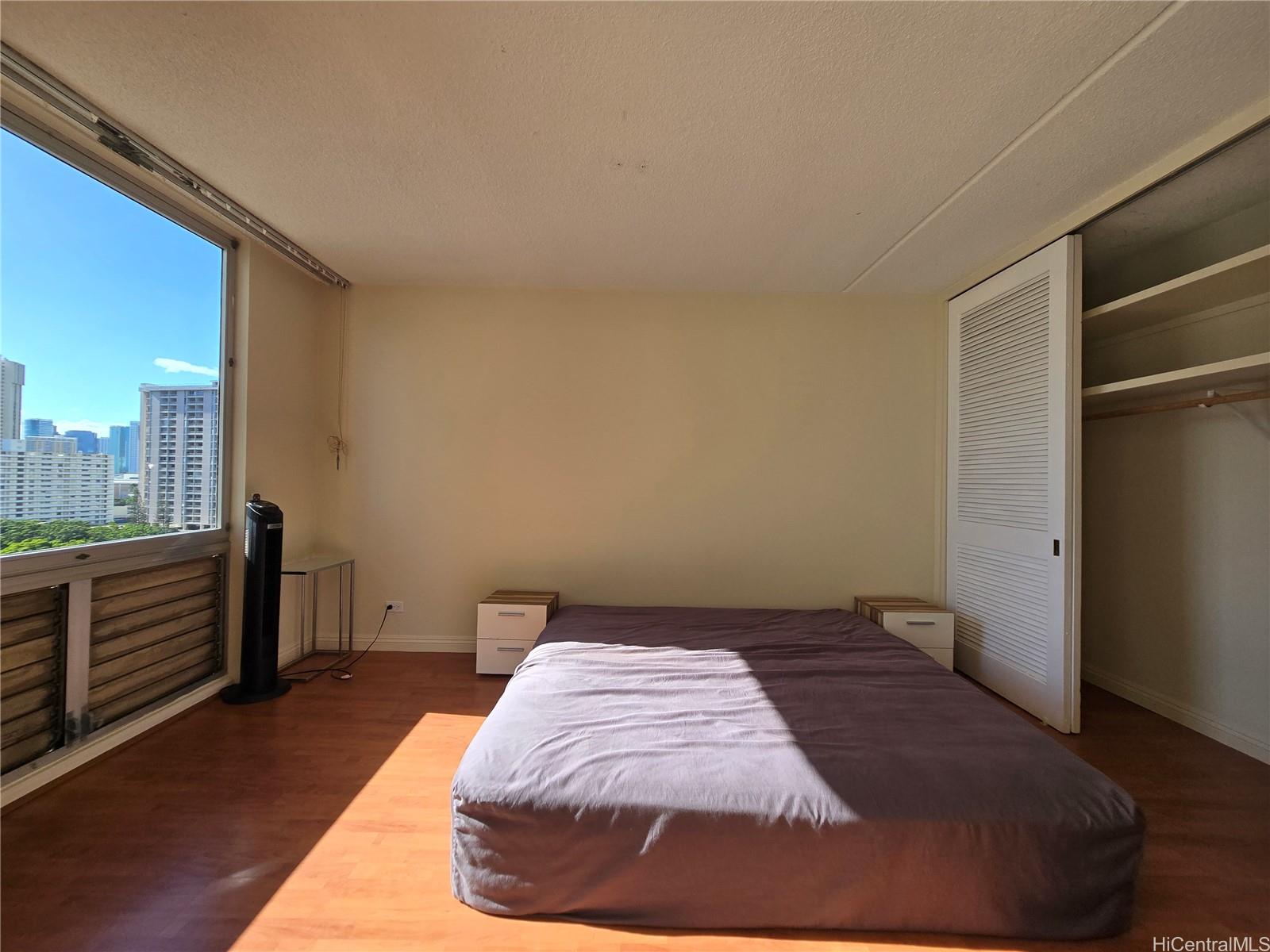 1717 Ala Wai condo # 1308, Honolulu, Hawaii - photo 7 of 21