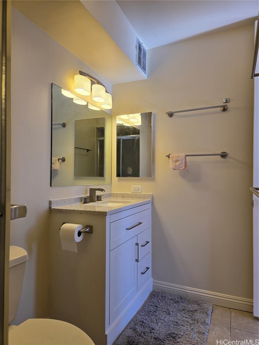 1717 Ala Wai condo # 1308, Honolulu, Hawaii - photo 8 of 21