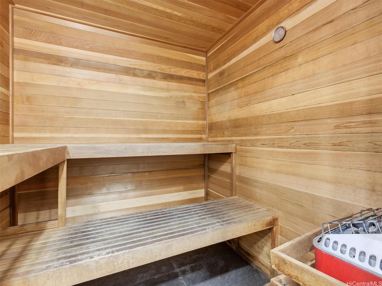 1717 Ala Wai condo # 1501, Honolulu, Hawaii - photo 20 of 25