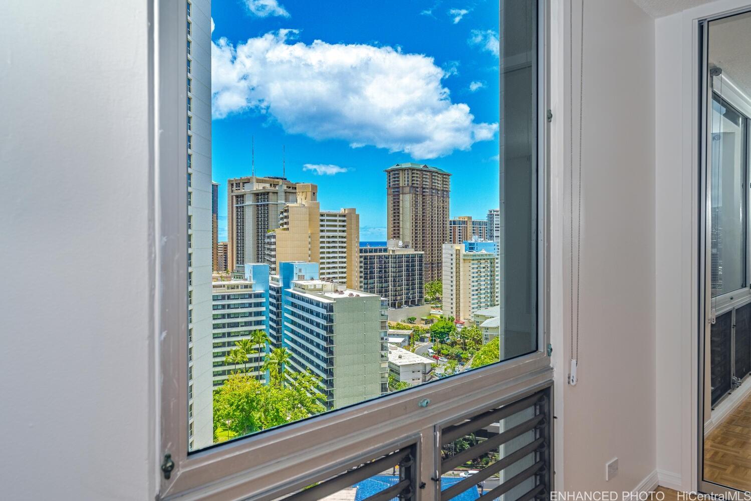 1717 Ala Wai condo # 2010, Honolulu, Hawaii - photo 22 of 23