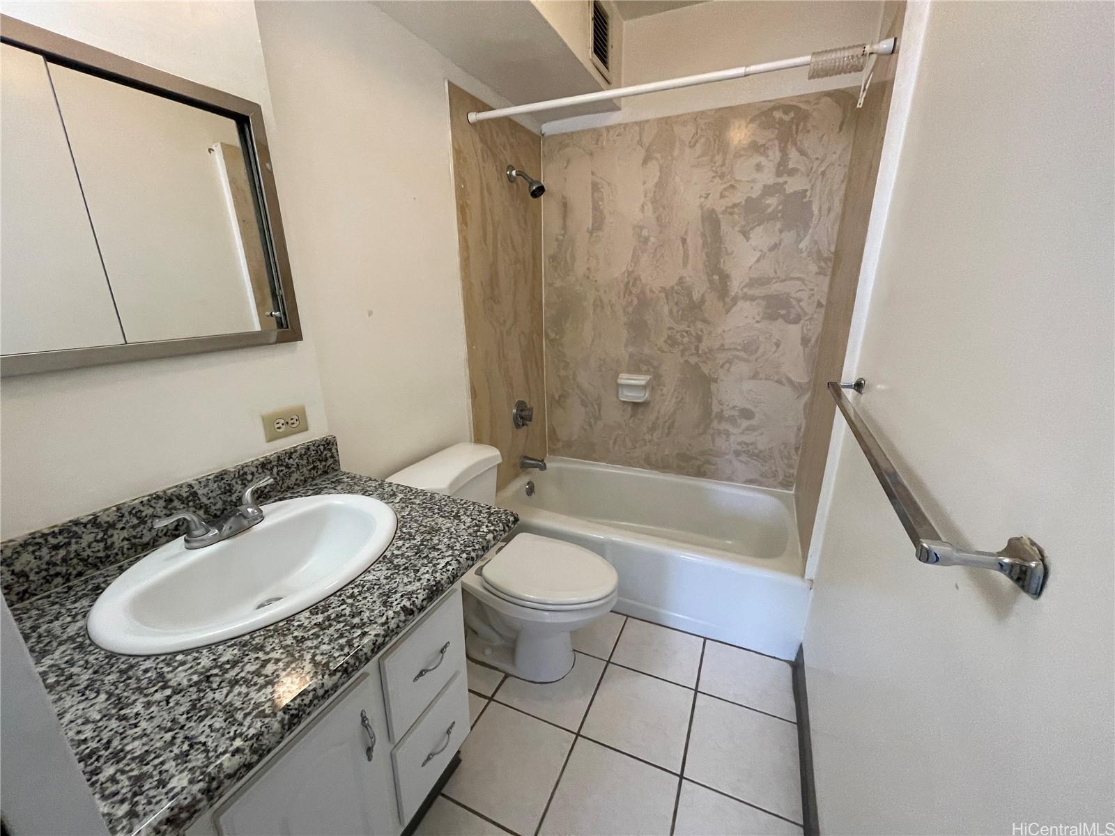 1717 Ala Wai condo # 2107, Honolulu, Hawaii - photo 14 of 21