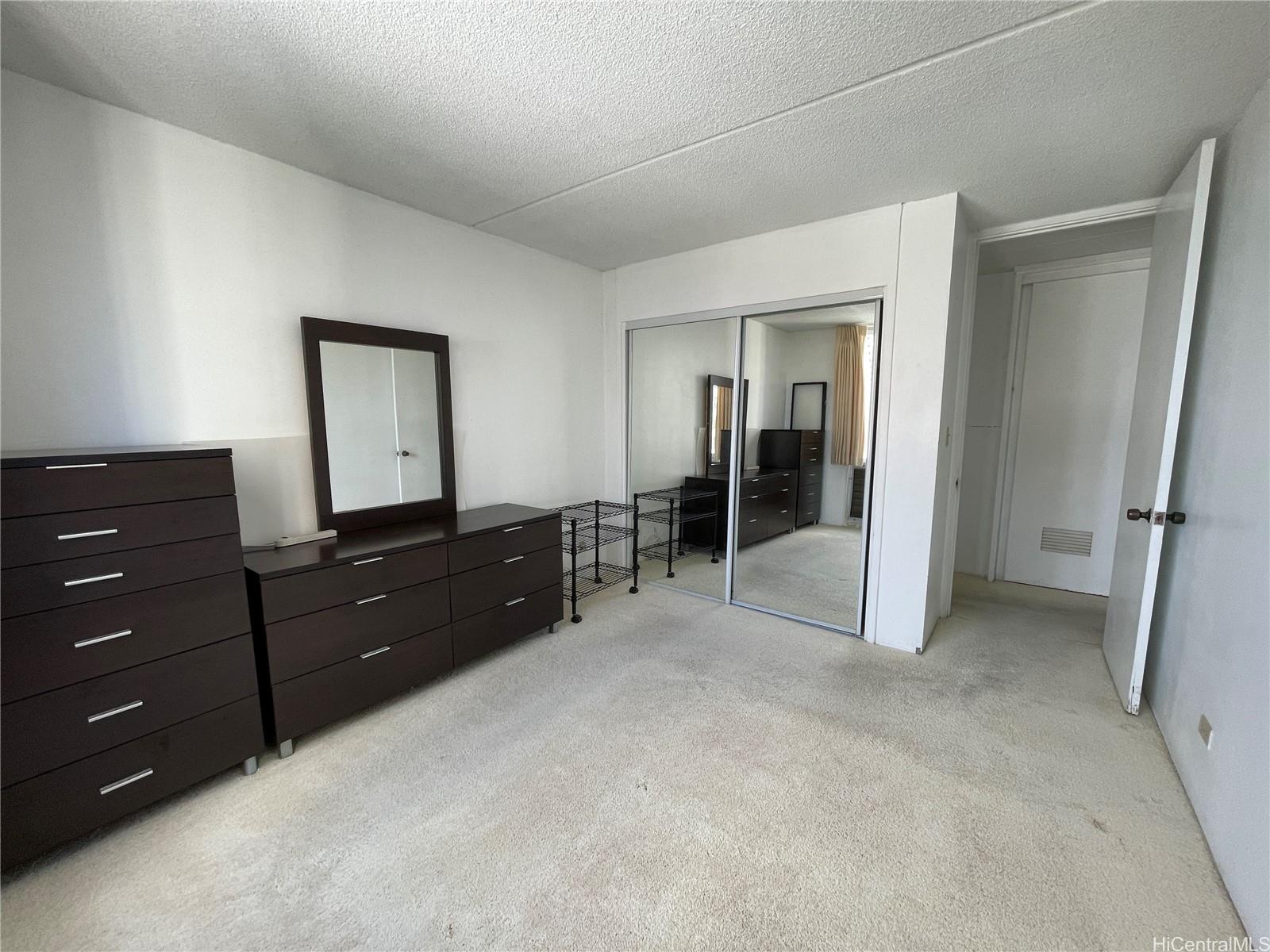 1717 Ala Wai condo # 2107, Honolulu, Hawaii - photo 7 of 21