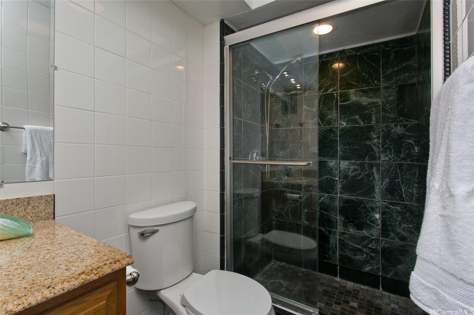 1717 Ala Wai condo # 2209, Honolulu, Hawaii - photo 17 of 24