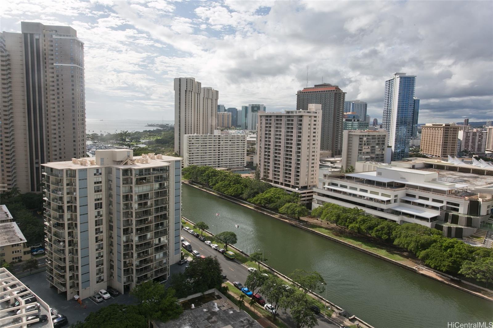 1717 Ala Wai condo # 2209, Honolulu, Hawaii - photo 5 of 24