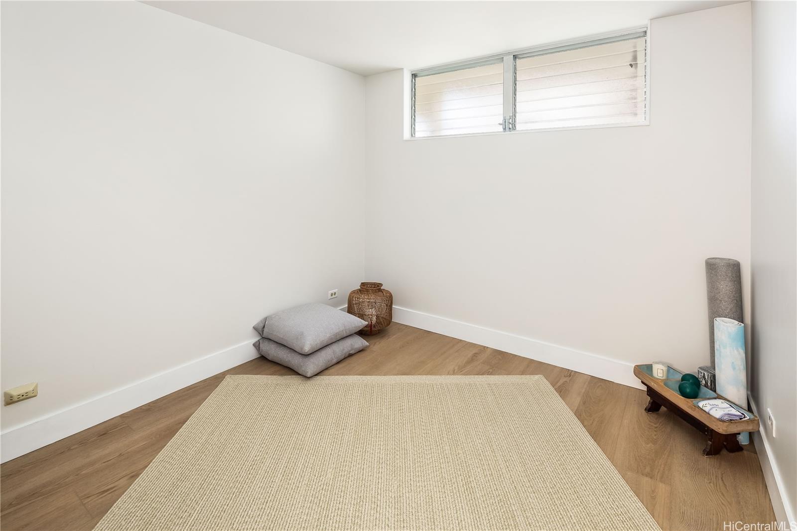 1717 Ala Wai condo # 2305, Honolulu, Hawaii - photo 12 of 25