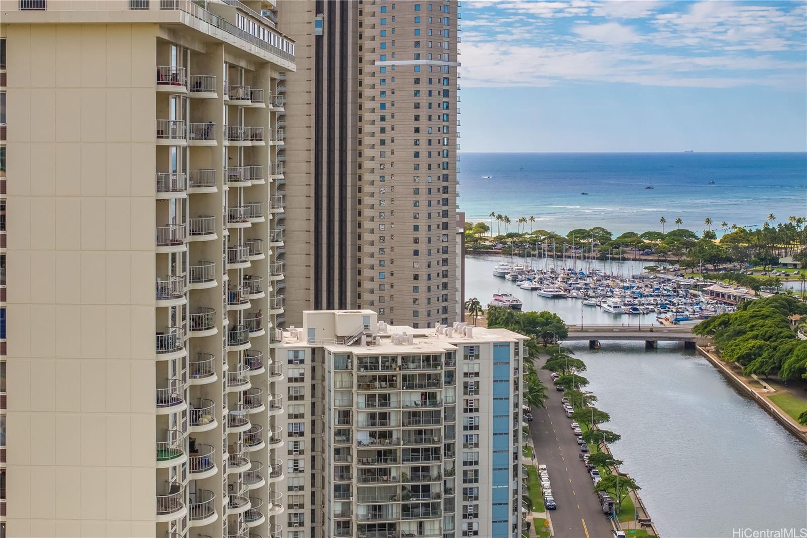 1717 Ala Wai condo # 2305, Honolulu, Hawaii - photo 16 of 25